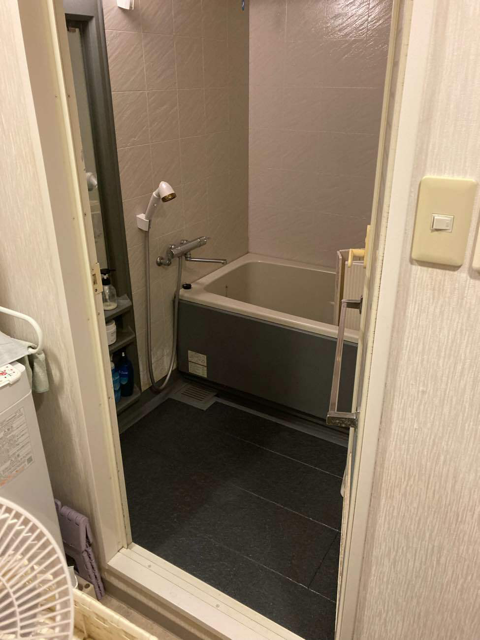 掃除が楽々で温かいお風呂