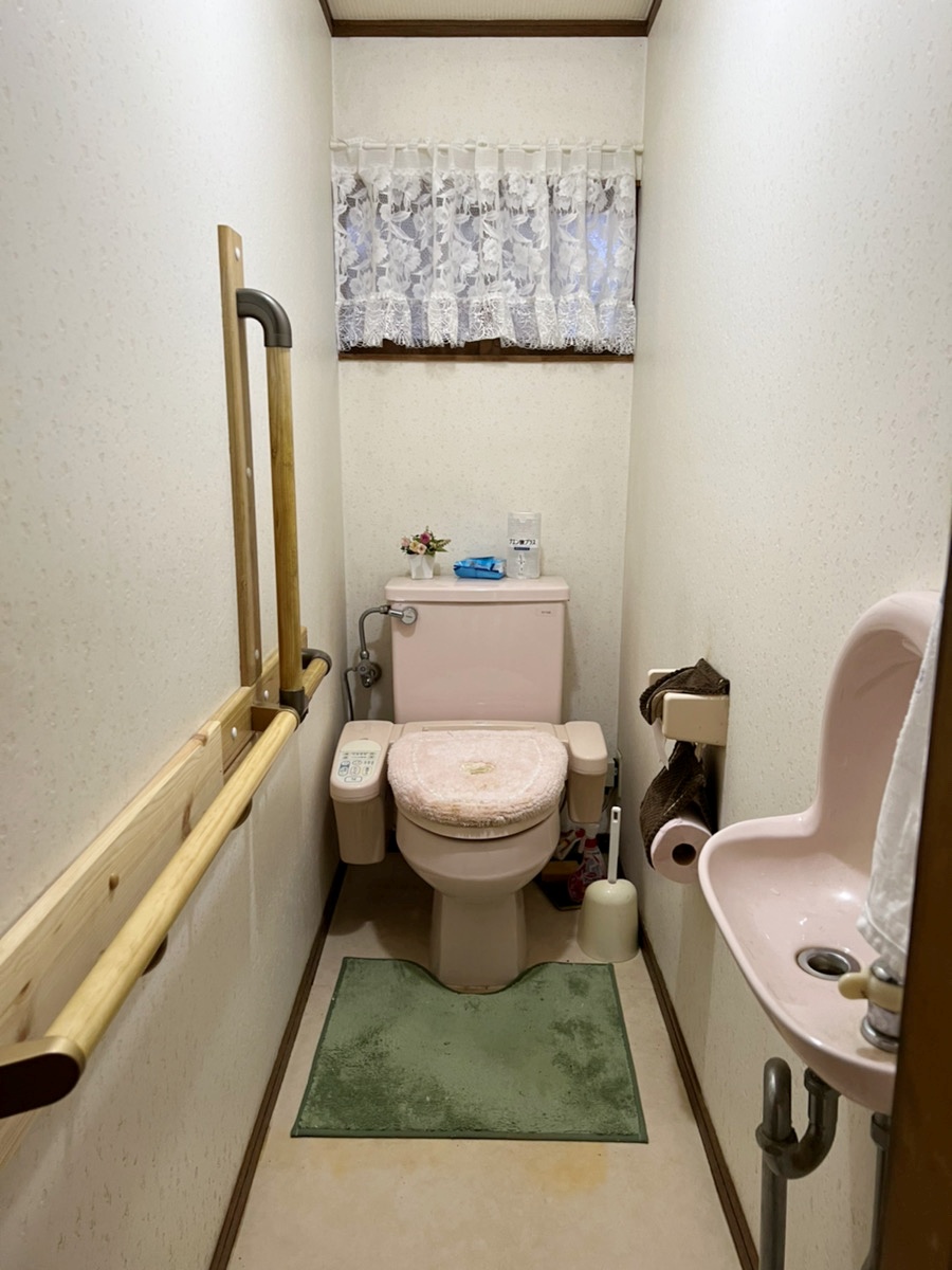 トイレをリフォーム致しました。