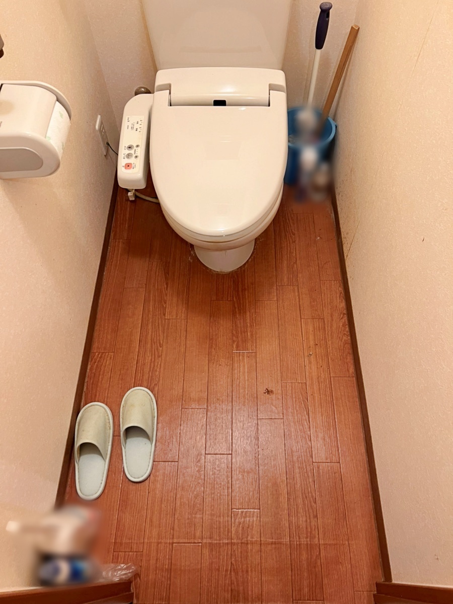 トイレ、内装をリフォーム致しました。