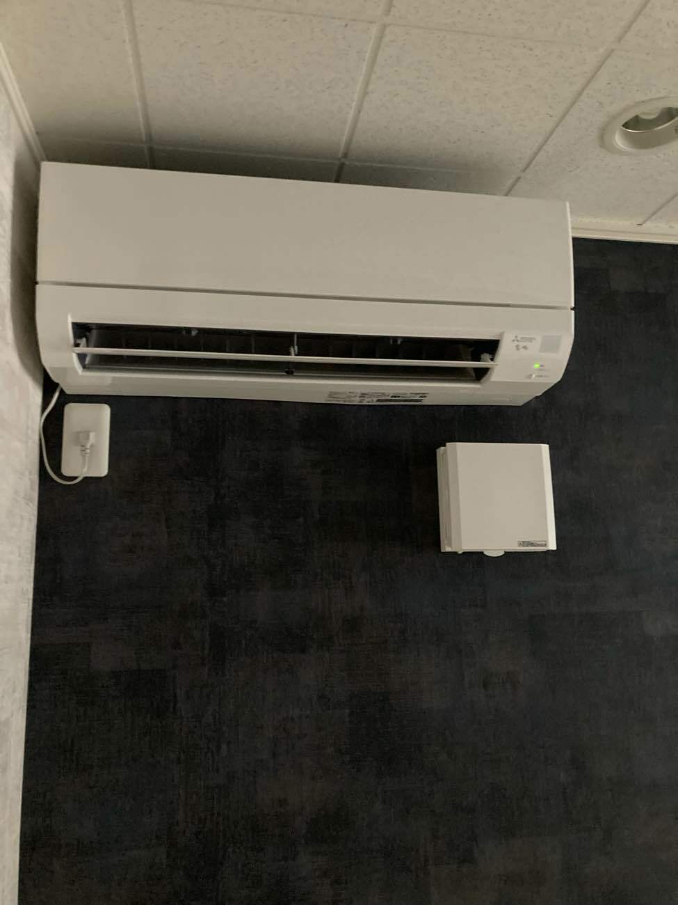 水回り及び空調・内装工事