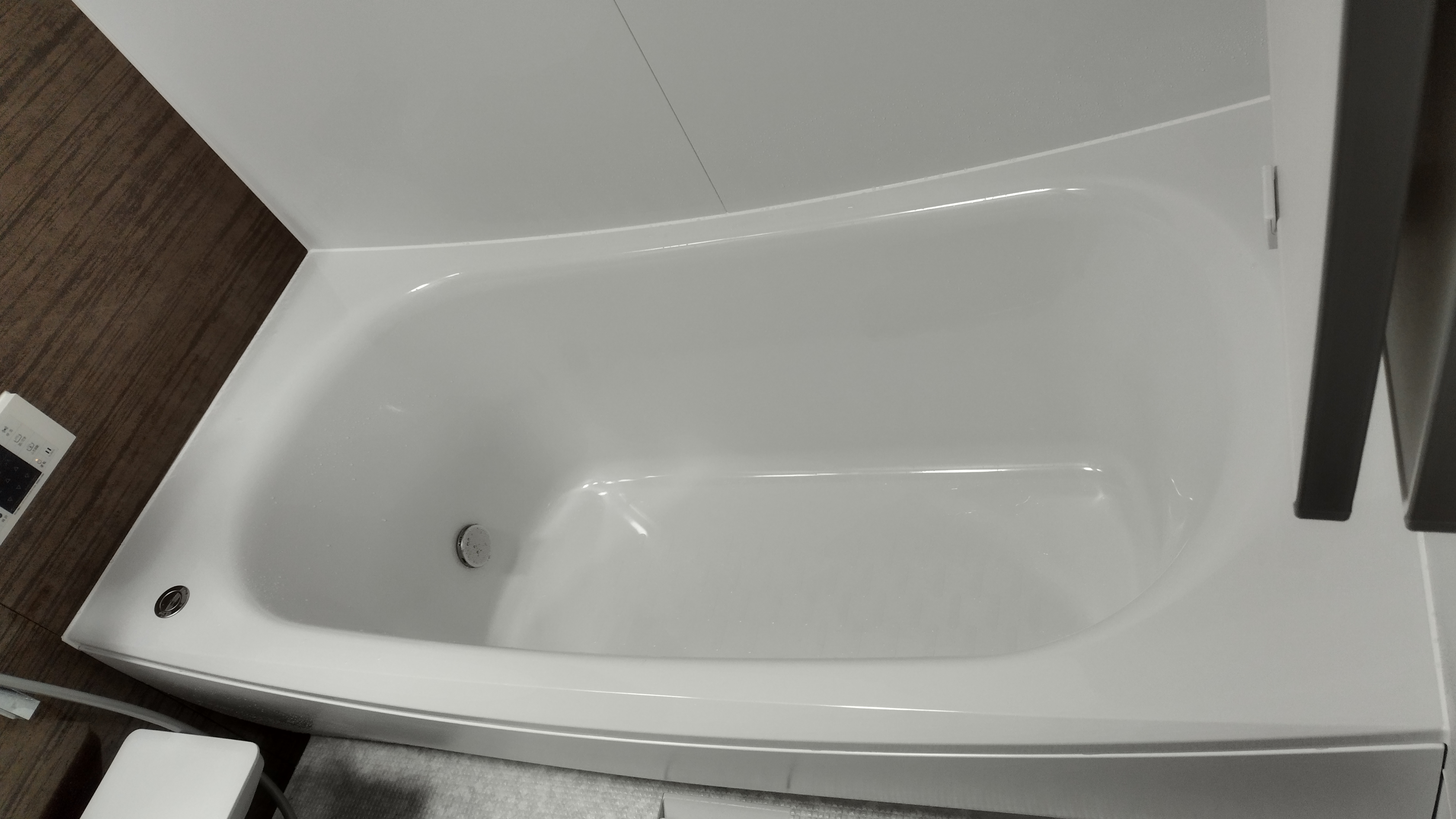 ���j�b�g�o�X
�����L�΂��܂�