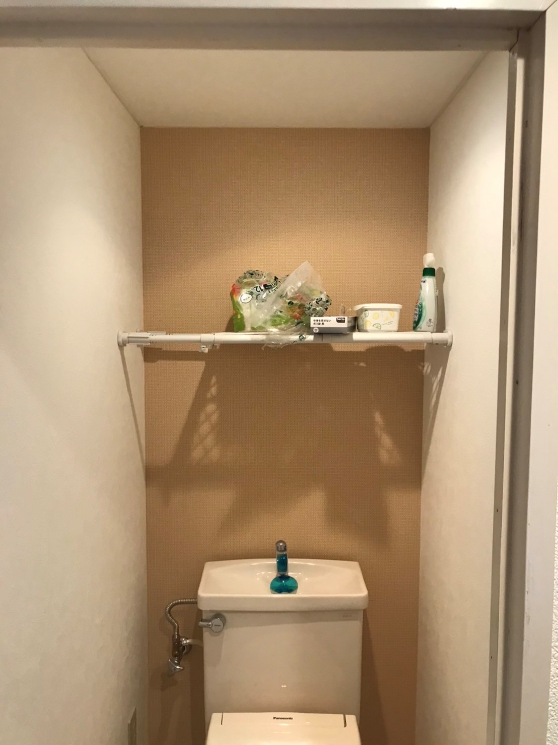 シンプルながらスタイリッシュなトイレに。