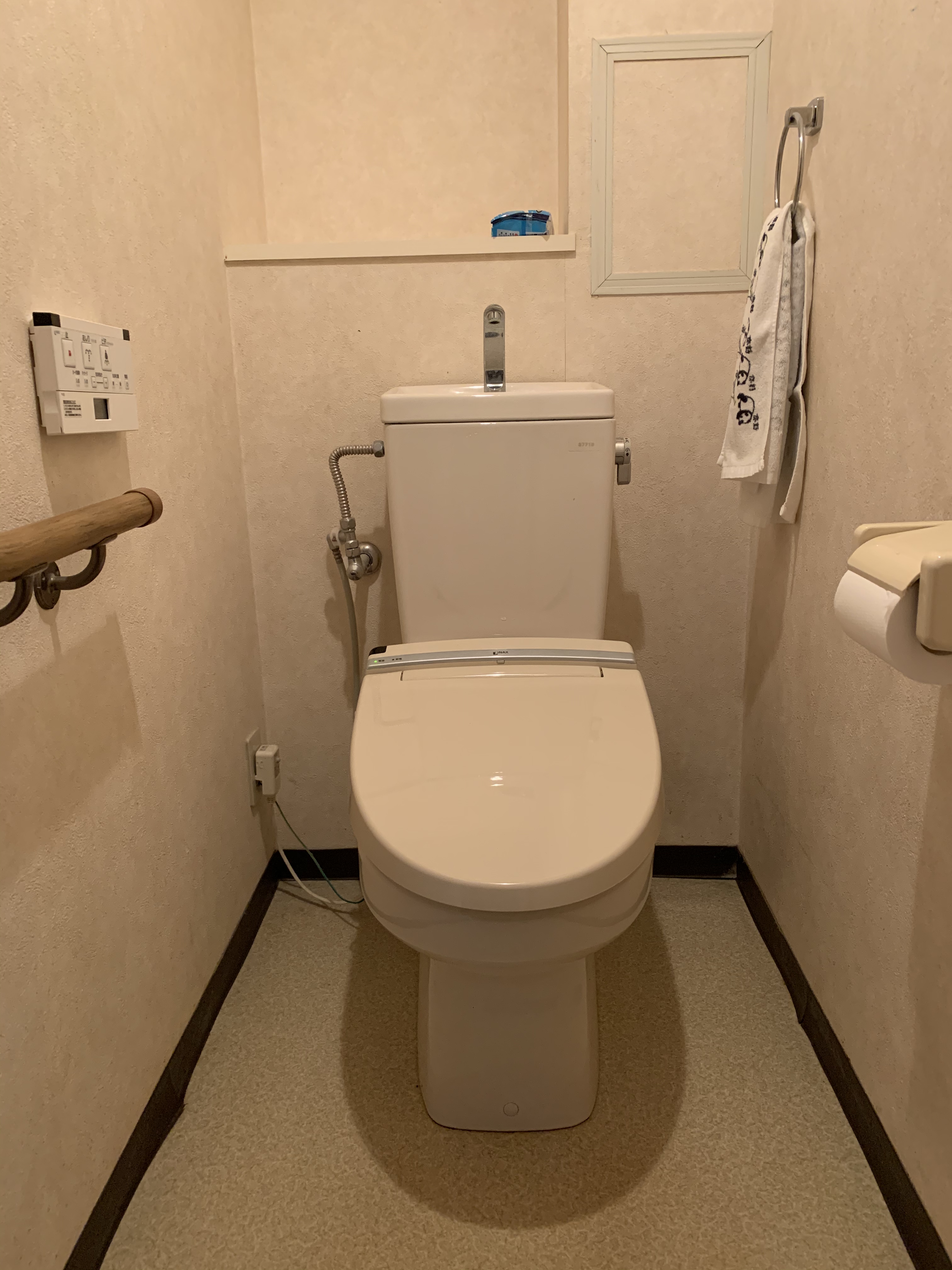 見た目すっきり　収納力がアップしたトイレに変身