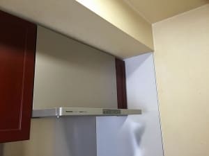 ブーツ型から浅型のレンジフードに交換
