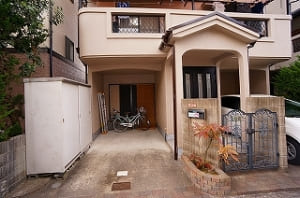 劣化していた外壁・屋根を塗装で補修