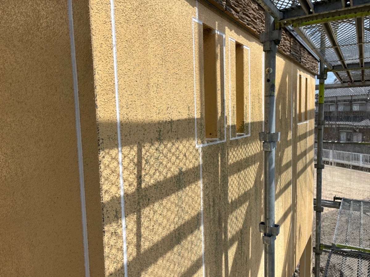 外壁・屋根塗装で新築のように白くて美しいお住まいへ変身♪】