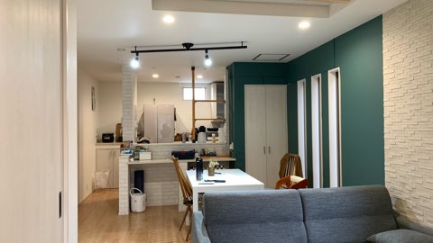 ���邭���ʂ��̂悢�L�b�`���A���r���O�ɕϐg