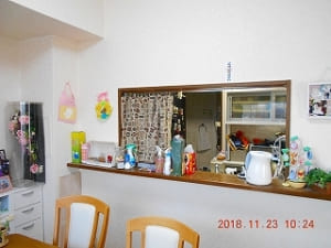 対面式キッチンに変更に伴い床を嵩上げ