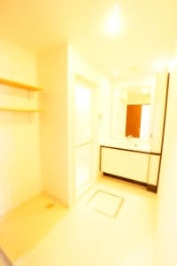 水回り設備一新・開放感あふれるキッチンへ
