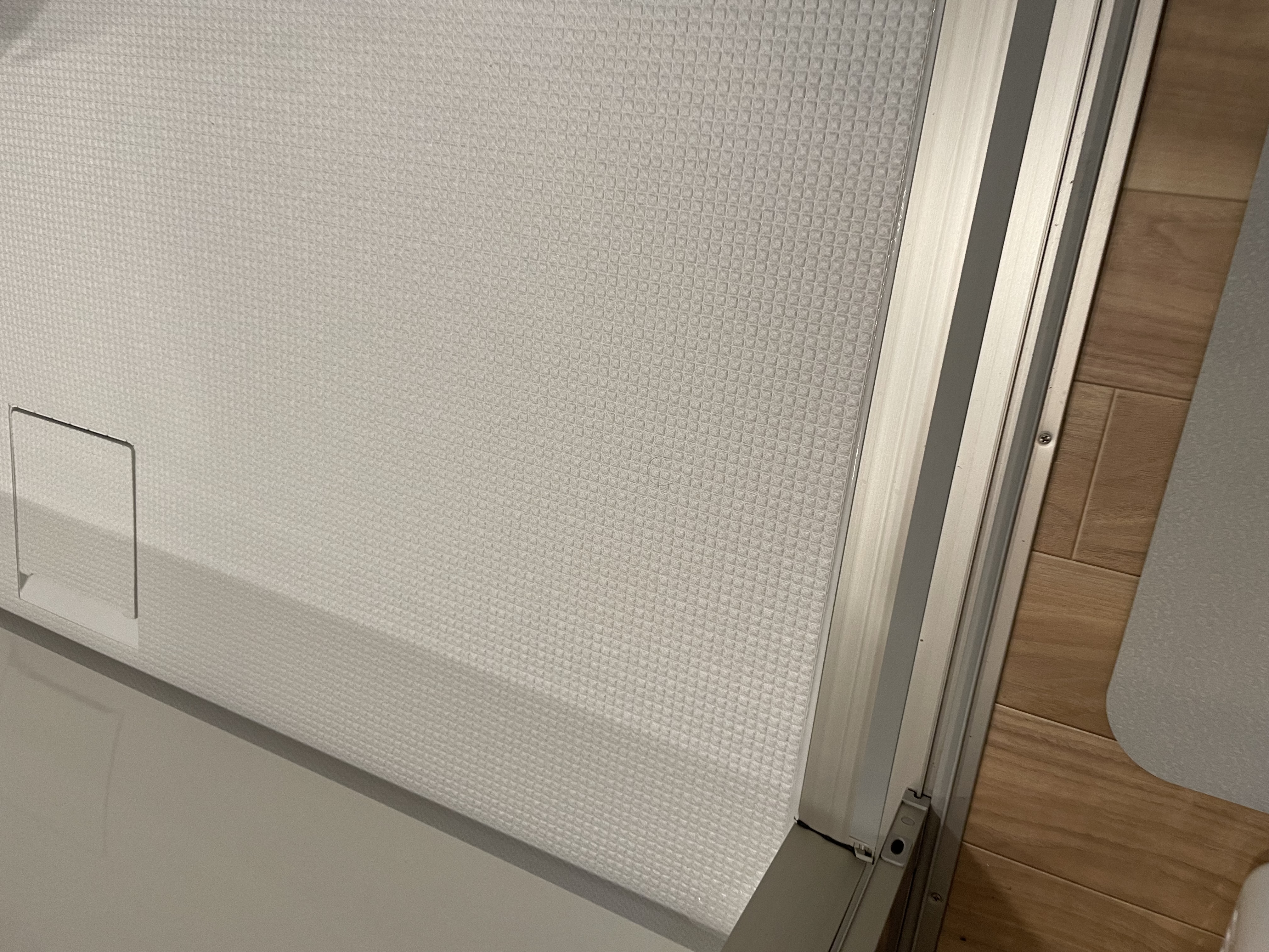 �o���A�t���[