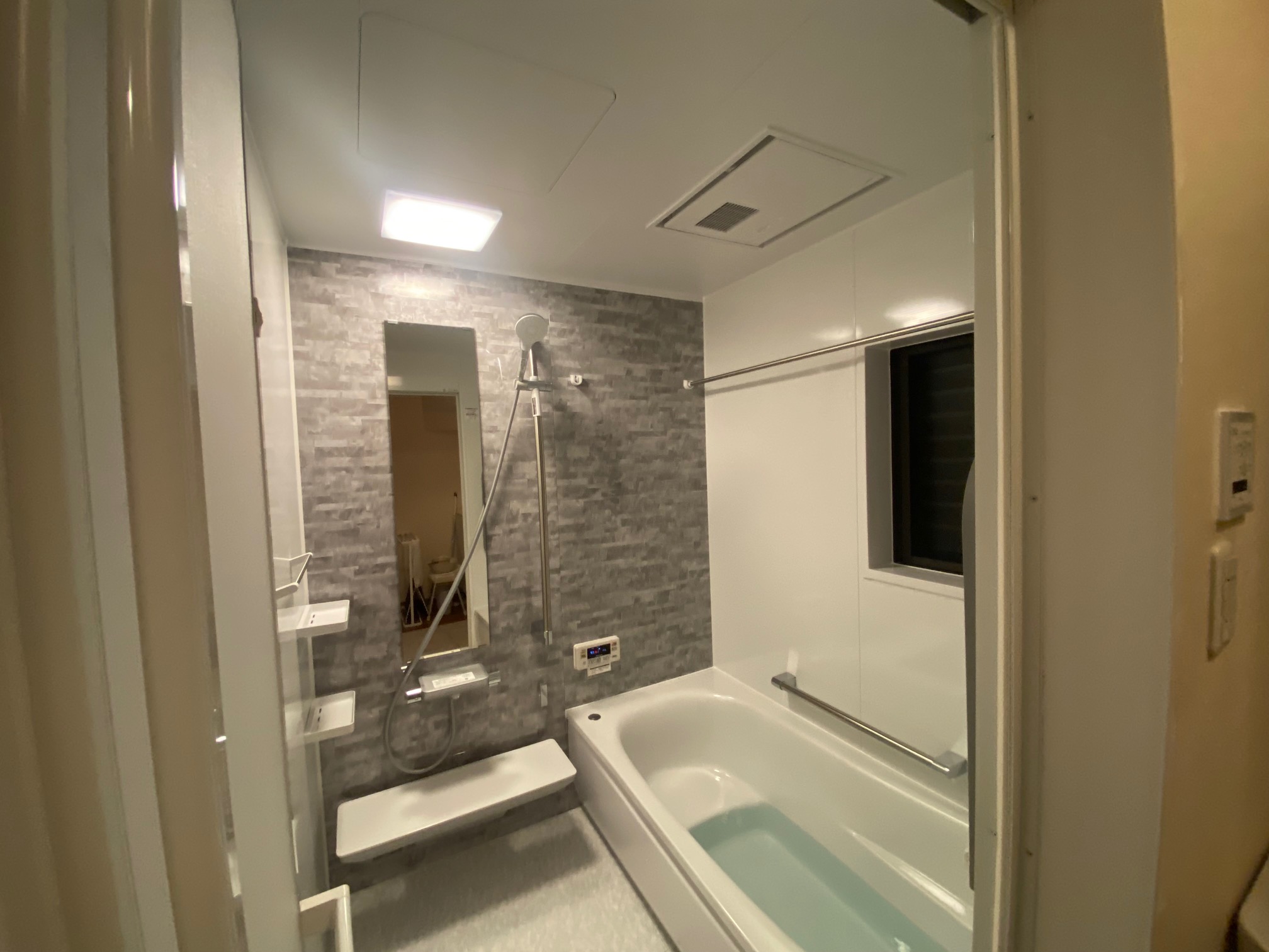 築15年戸建住宅の浴室と1.2Fトイレ入替え
