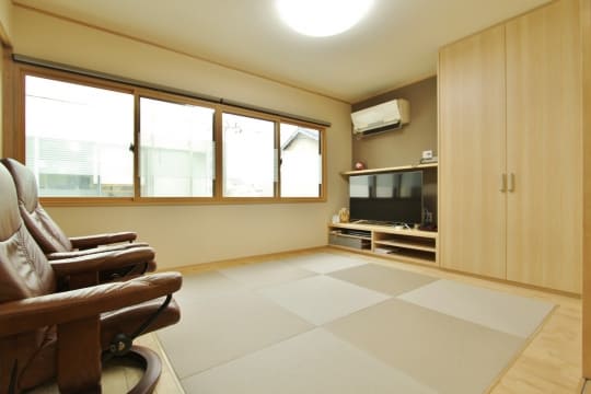 美容室を営んでいた空間をのんびり暮らせる住まいへ
