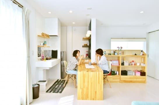 二世帯で気兼ねなく暮らせる住まいへリノベーション