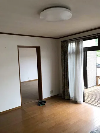 オシャレなカフェをオープンできる外観・内装に仕上げ