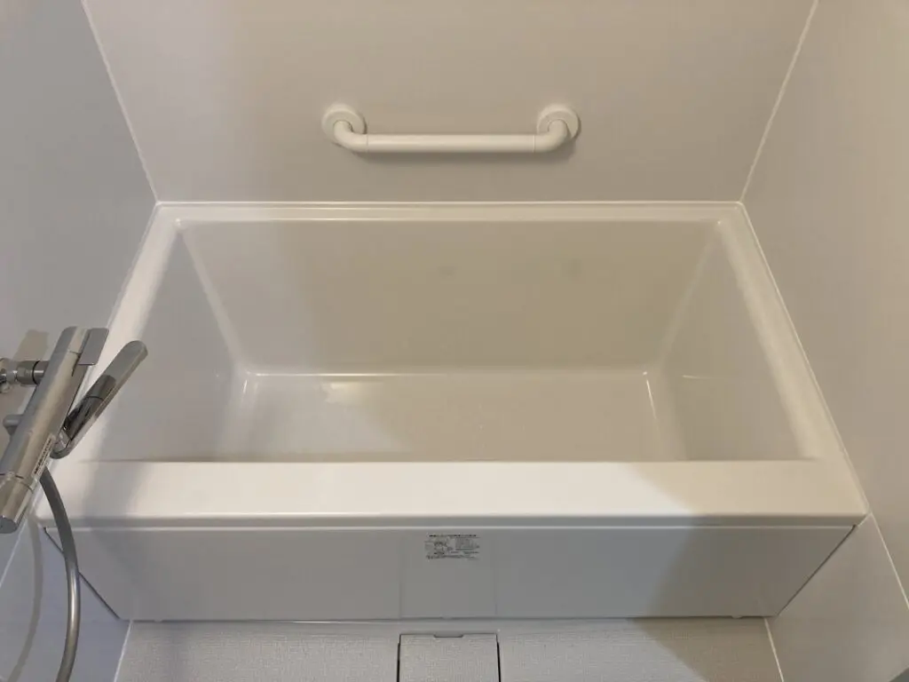 古い浴室・トイレを費用をなるべく抑えきれいな状態に