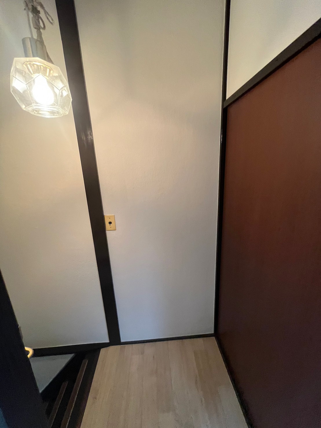 古びた和室から和モダン風の部屋へ