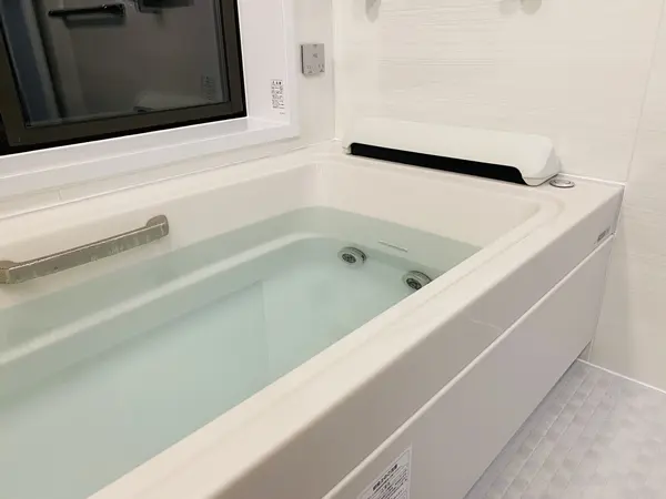 極上のバスタイムで身も心もくつろげる浴室