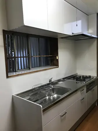 排水原因を追究しキッチン改修