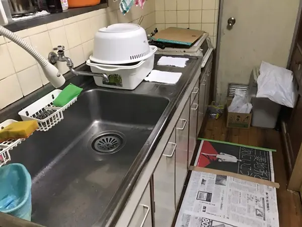 排水原因を追究しキッチン改修