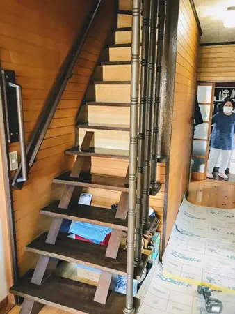 転倒防止対策で手すりを取り付け