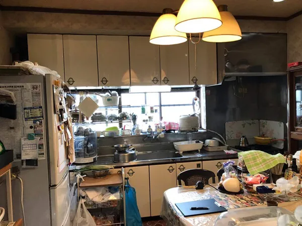 汚れをサッと落とせるステンレス製のキッチン