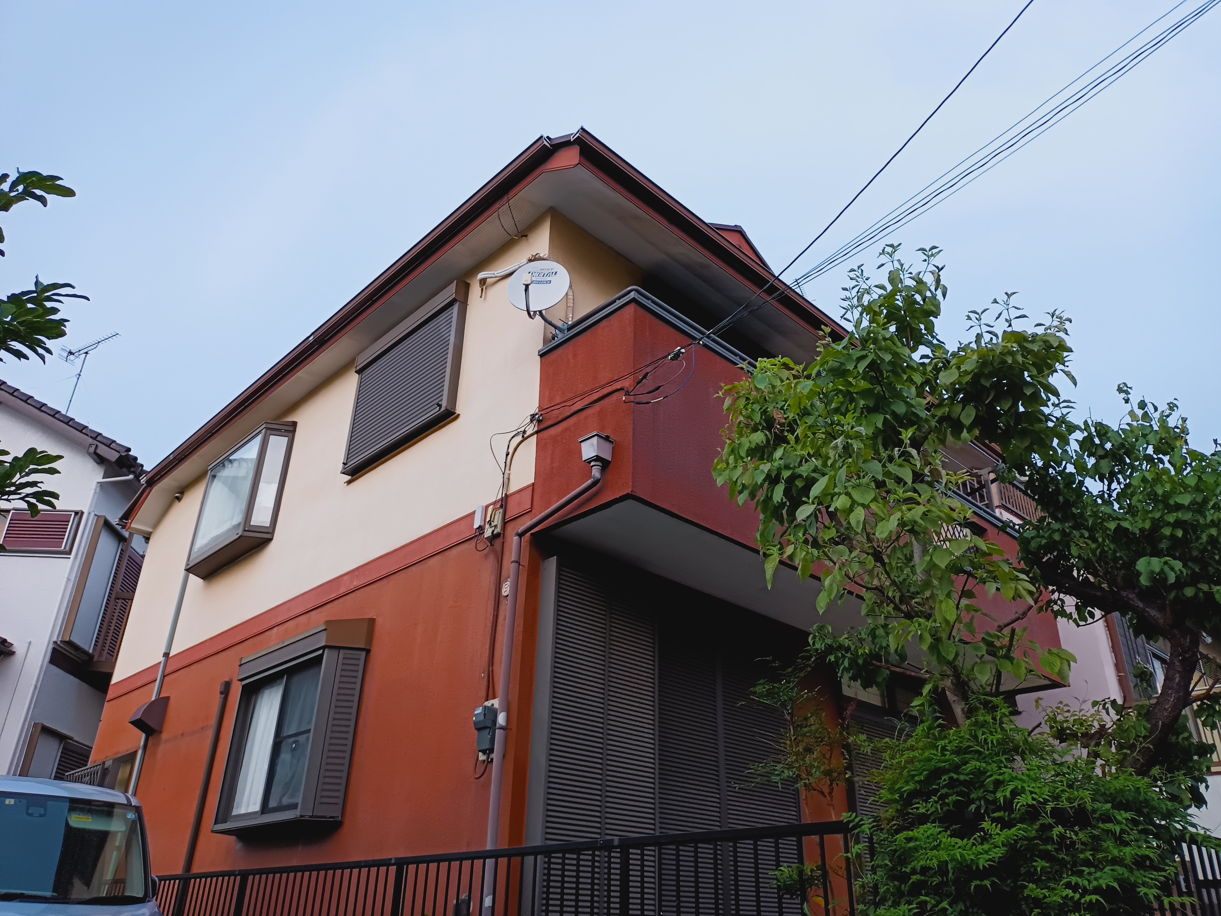 屋根と外壁のメンテナンスの心配なく、きれいな家で過ごす