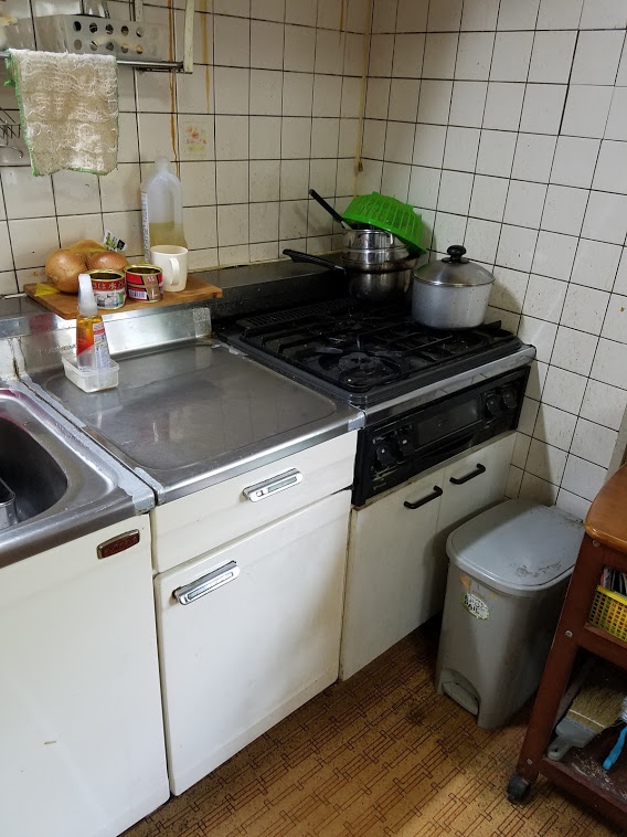 落ち着いて楽しく作業できるキッチン