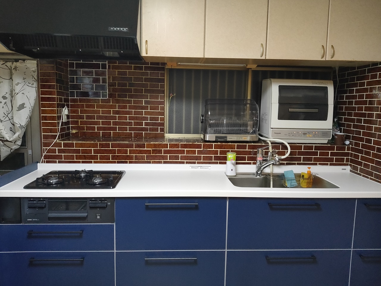 TOTO�̏��i�~�b�e�ŕ�290cm��
�H��@�����̎��[�������g���₷���ł�