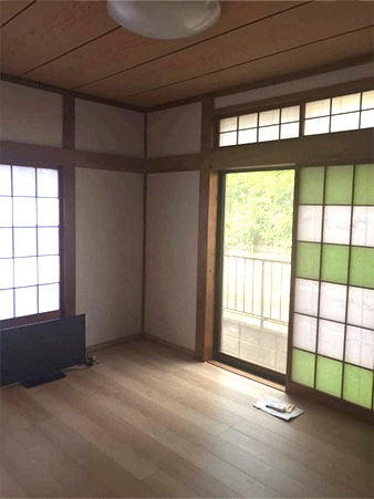 畳からフローリング変更・雰囲気に合わせクロスも施工