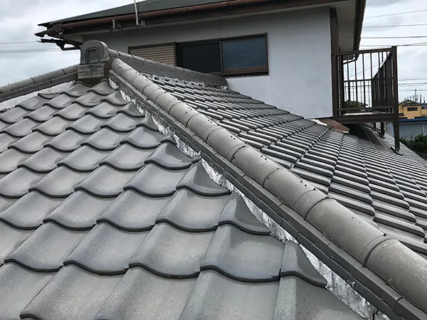 耐震用下地で棟瓦の落下防止