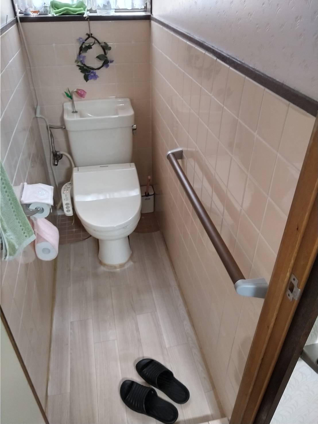 日常の動作を助けるために手すり取付け