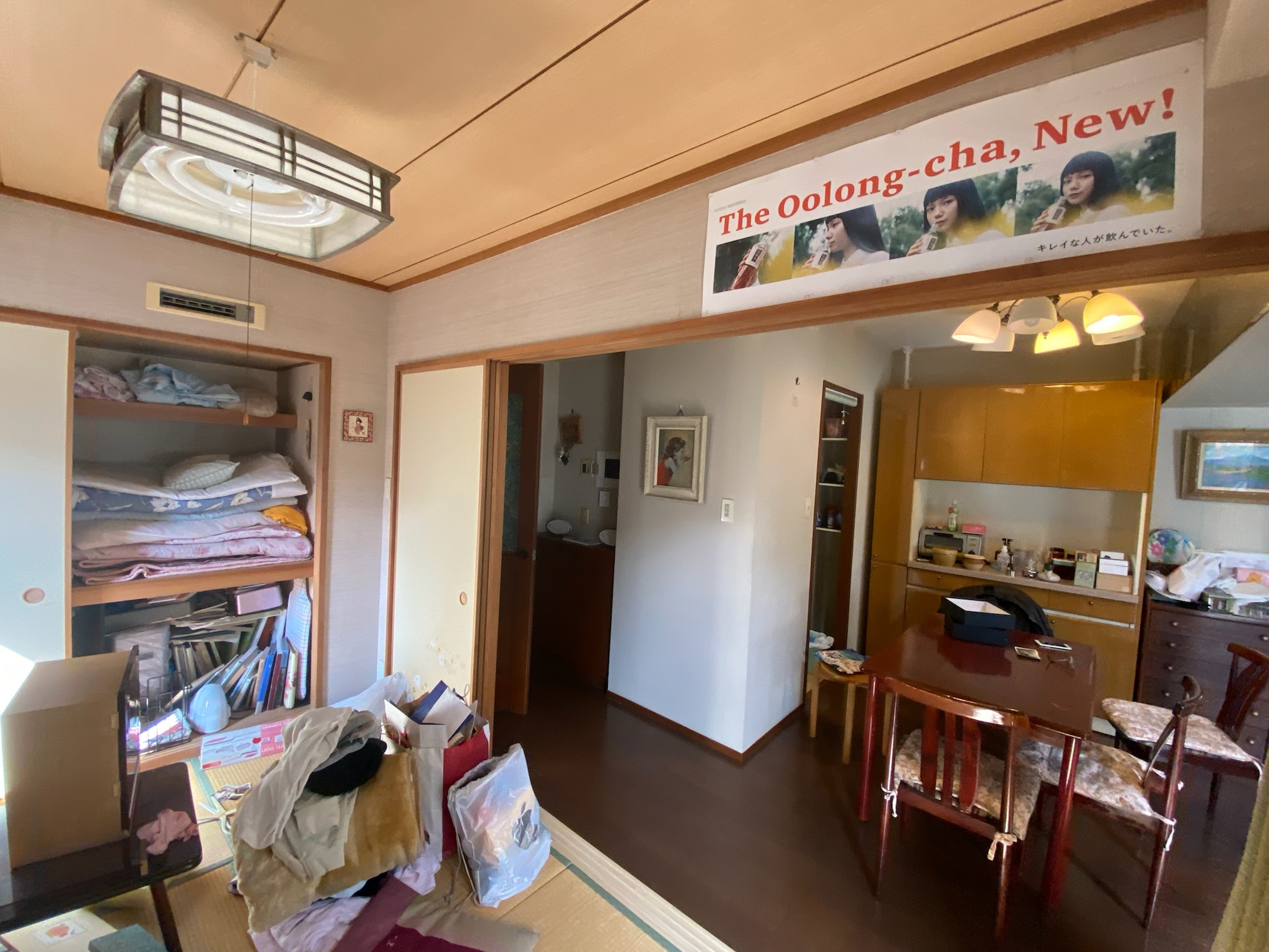 フルリノベーションでシンプル＆クールな空間に