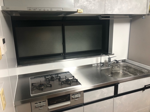 ���邢�L�b�`���ɂȂ����̂łƂĂ������B