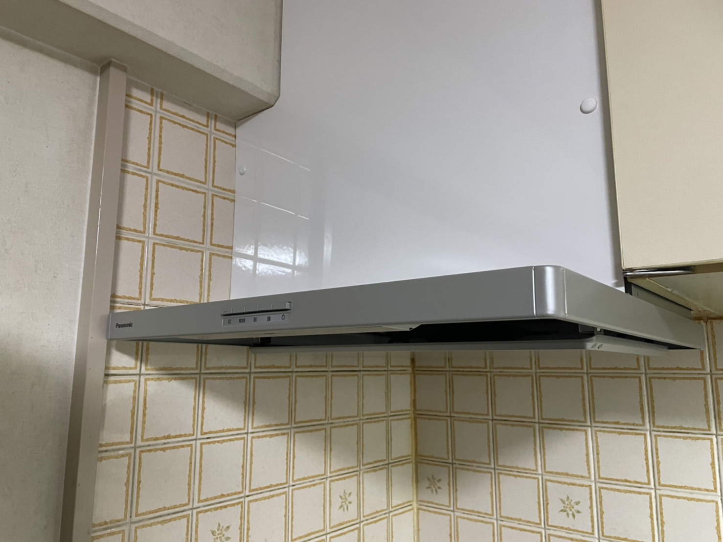 ユニットバスとトイレの同時工事＋レンジフード