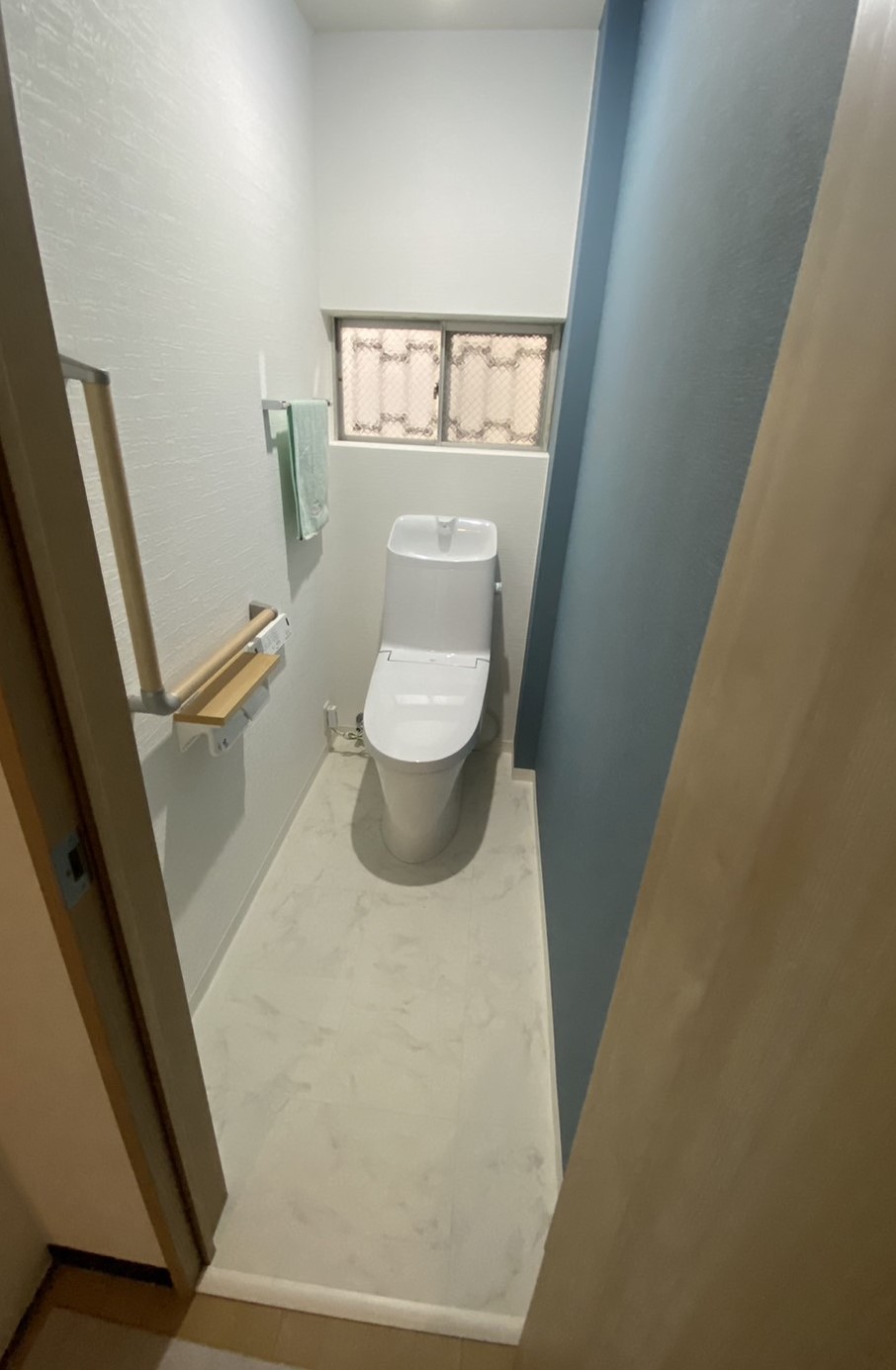 トイレ改修と内窓取付け