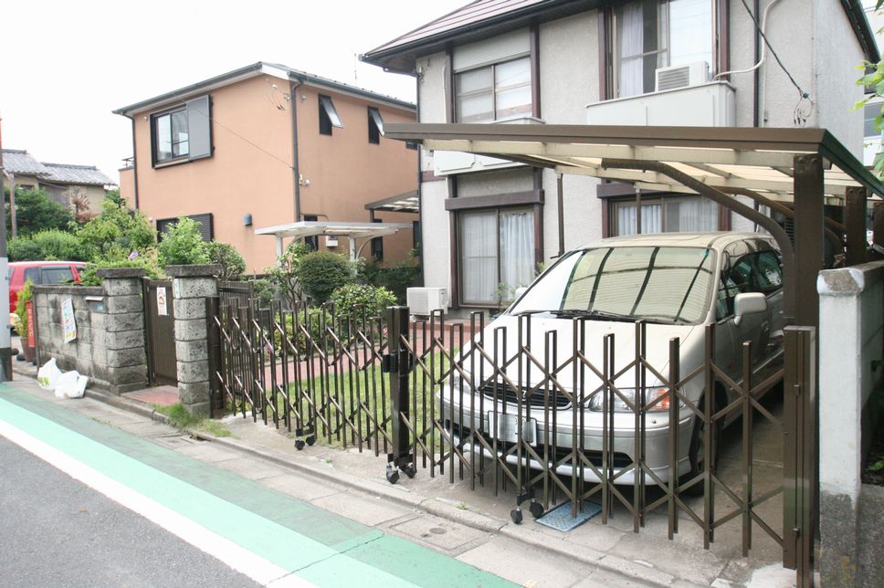 古くなったカーポートの交換工事♪