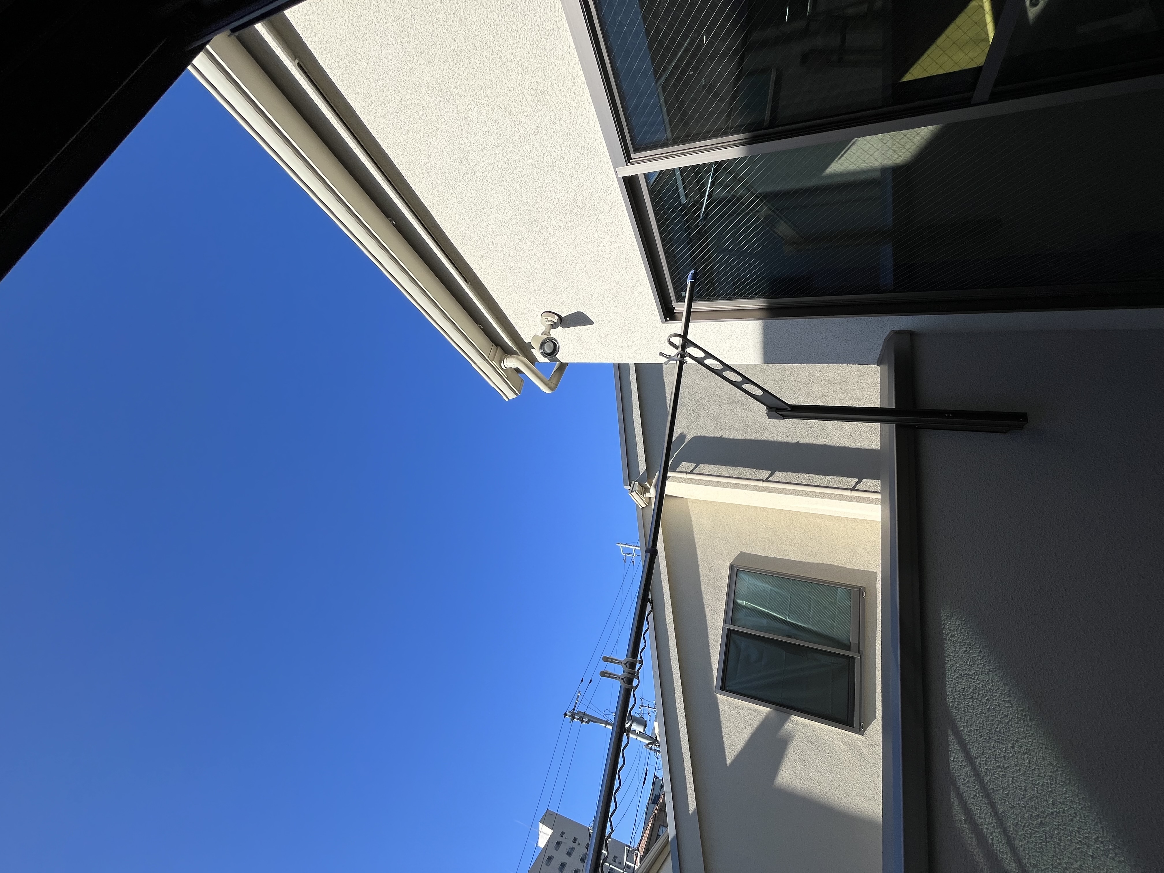 バルコニー有効活用のための屋根取付リフォーム