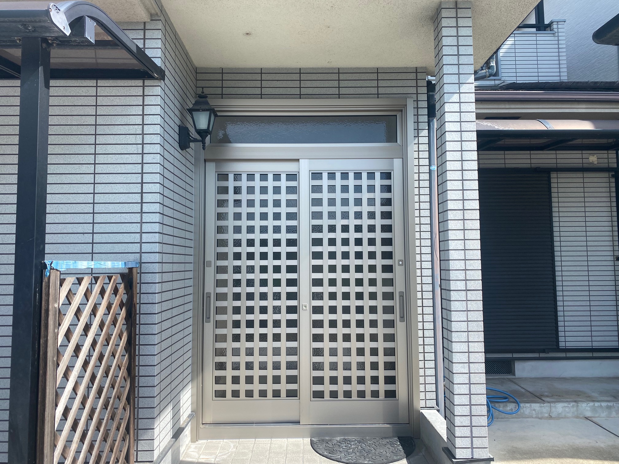 戸建全面リフォームでオープン外構に