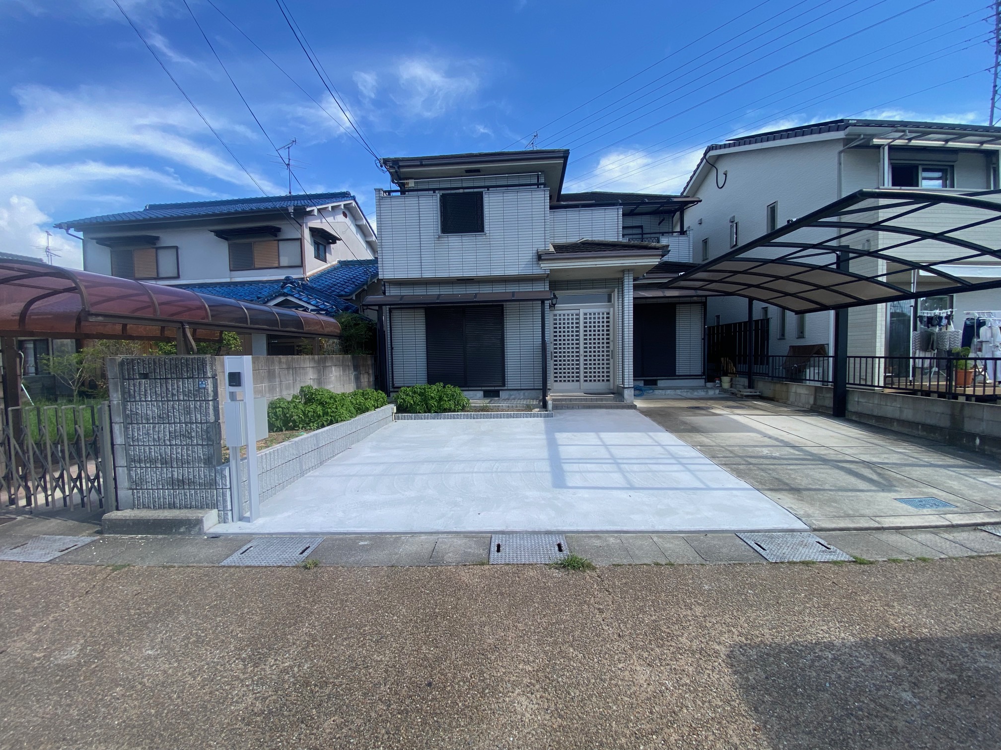 戸建全面リフォームでオープン外構に
