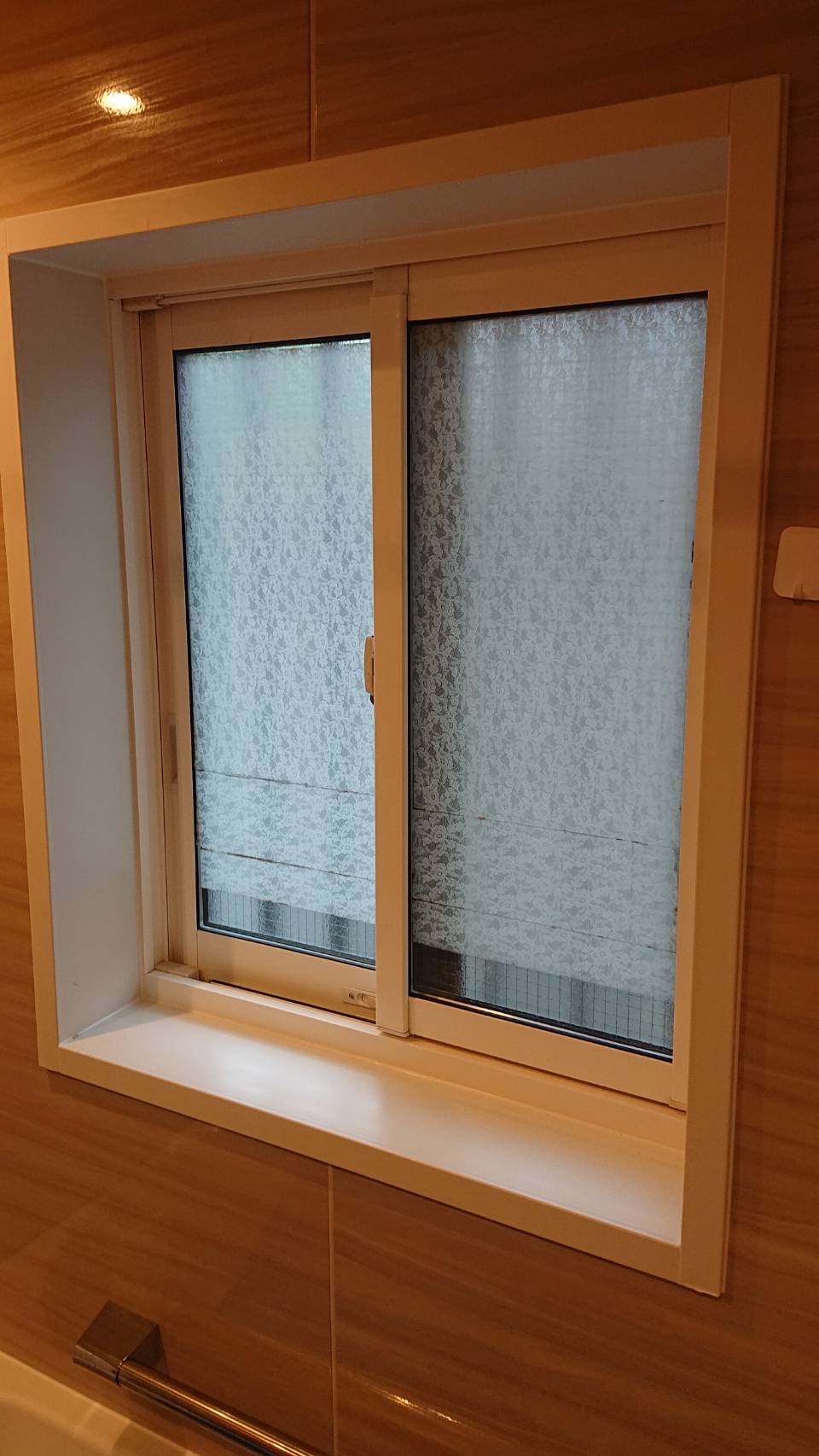 浴室内窓リフォーム