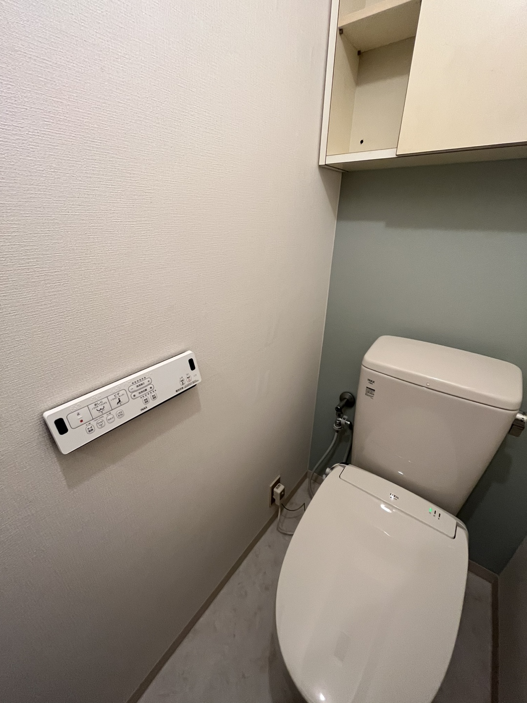 トイレ交換工事・パイプファン交換工事
