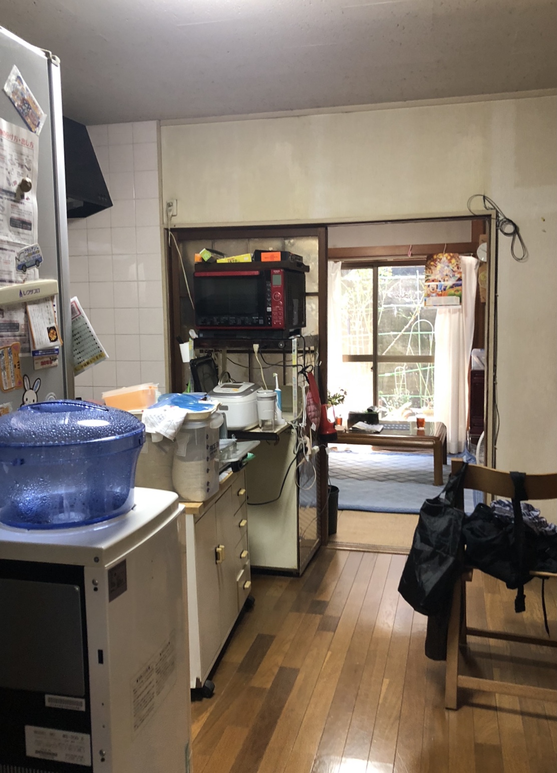 子の独立を機に夫婦二人で満喫できる開放感のあるリビング