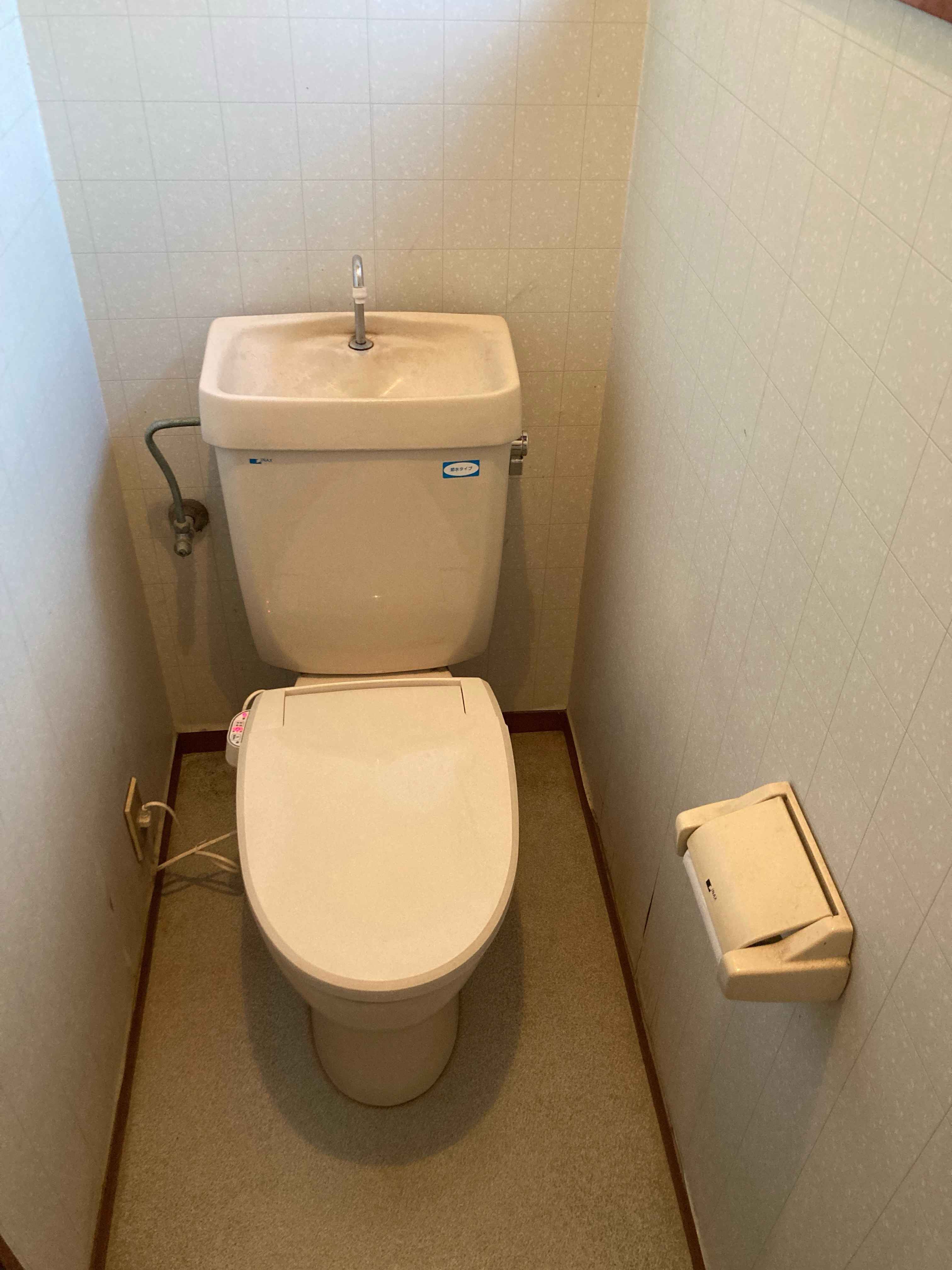 トイレ交換工事