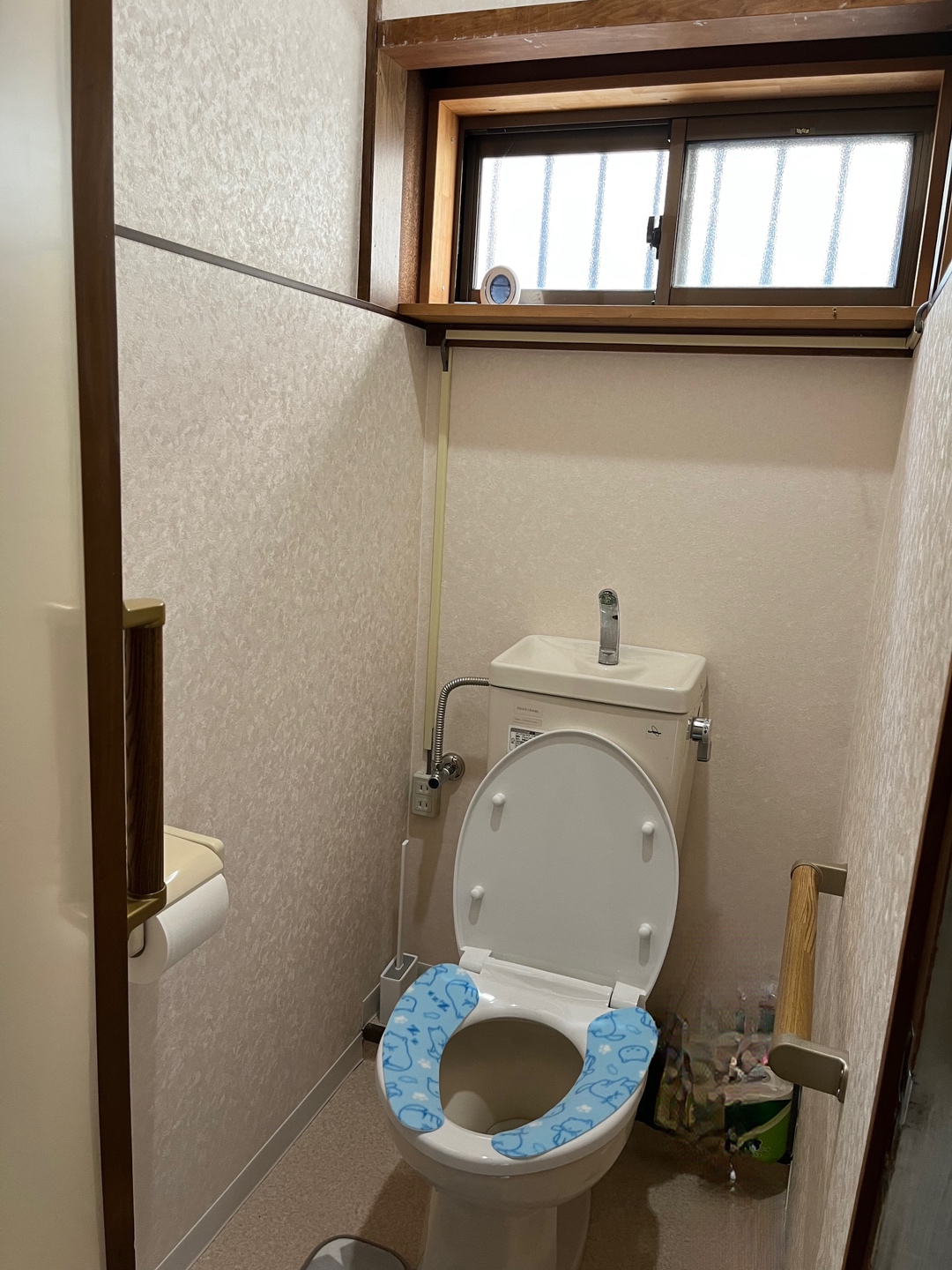 和室から洋室へリフォームとトイレ室内装工事