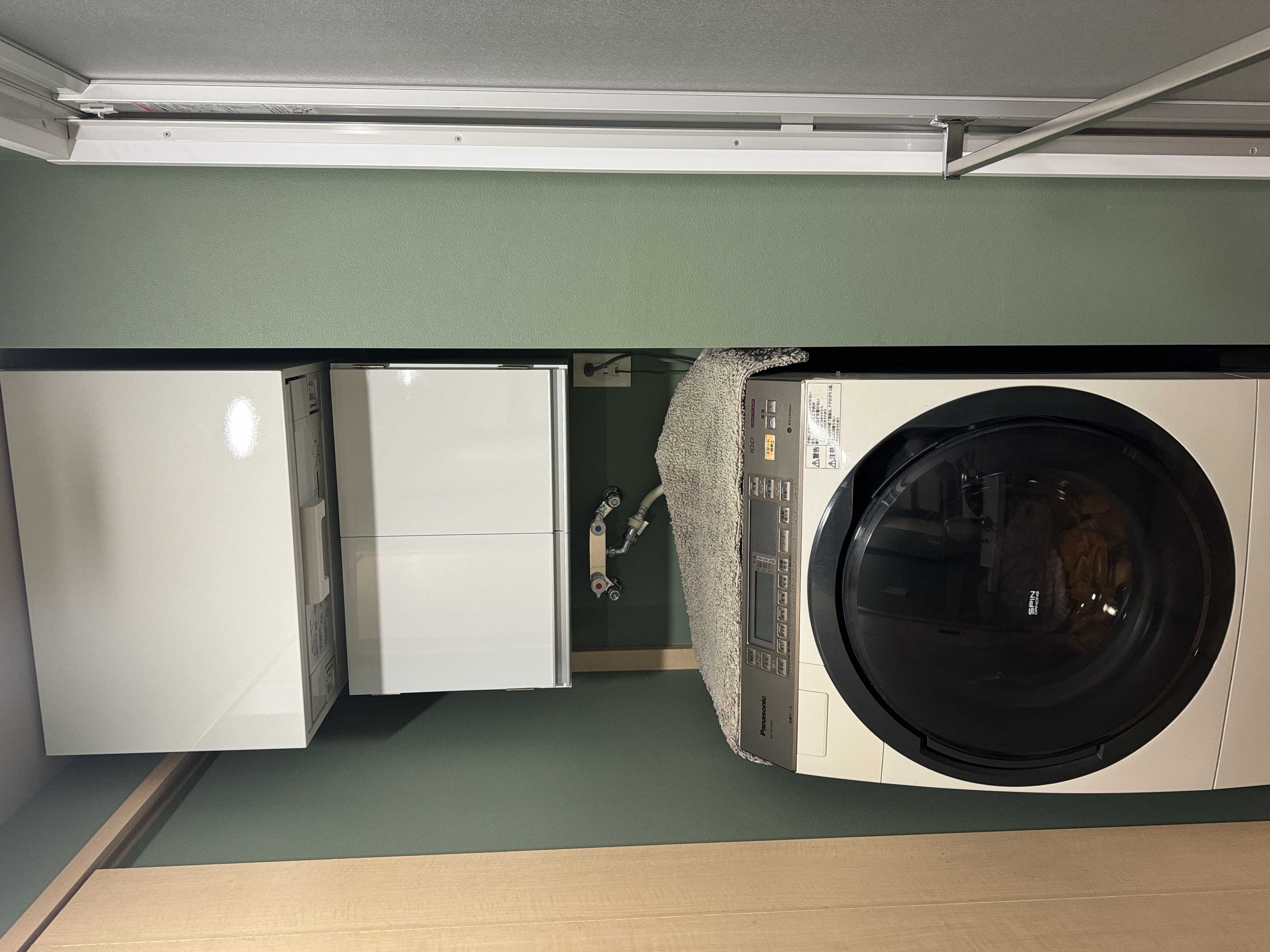 LIXILアッパーキャビネット