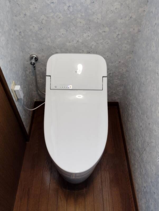 節水仕様！お掃除も簡単なトイレに交換