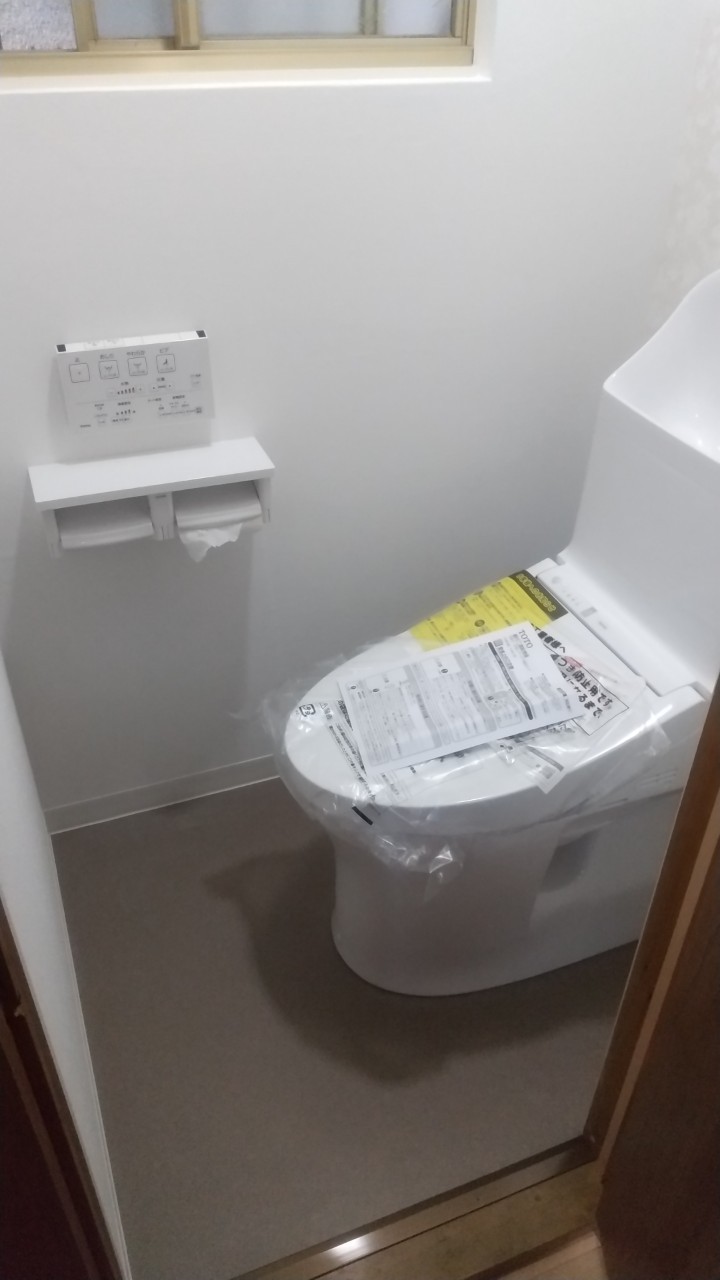 〜内装+床面工事で落ち着きのある空間に変身〜