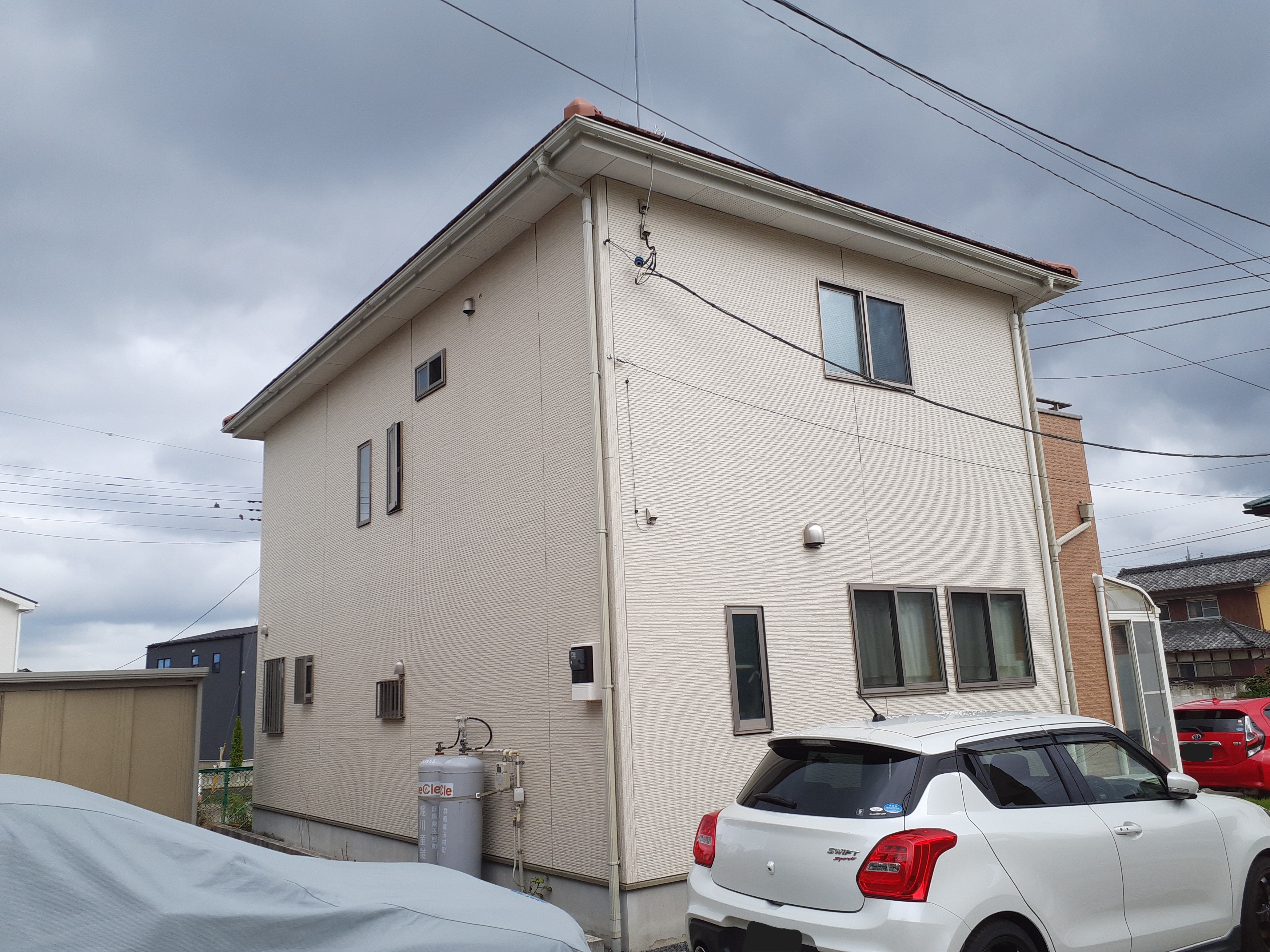 地中海風の仕上がりをイメージした塗装