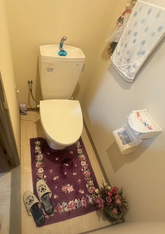 お掃除がラクな一体形便器トイレに入替え
