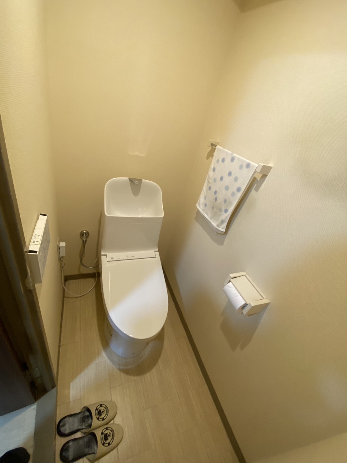 お掃除がラクな一体形便器トイレに入替え